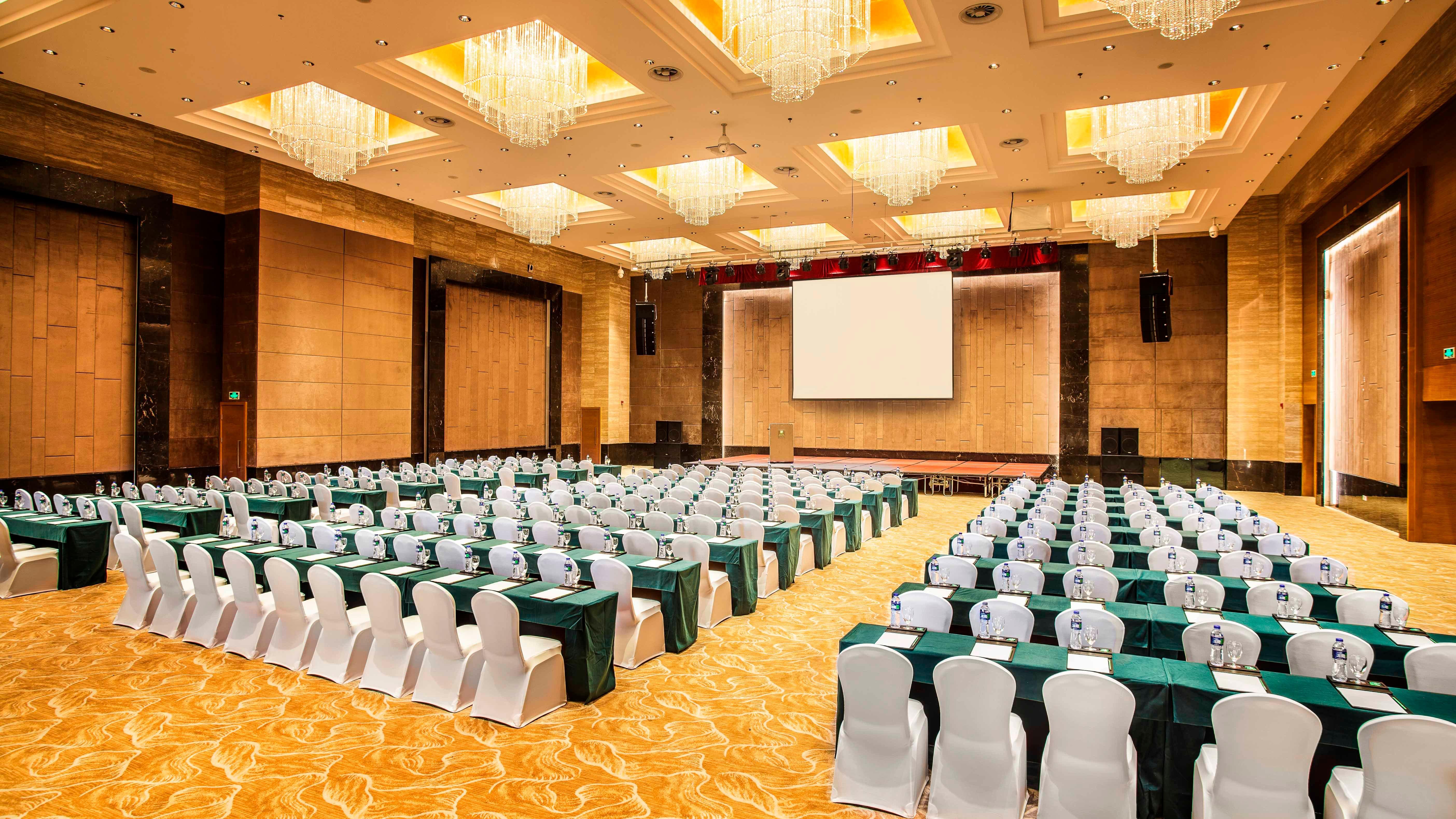Holiday Inn Nanchang Riverside By Ihg Zewnętrze zdjęcie