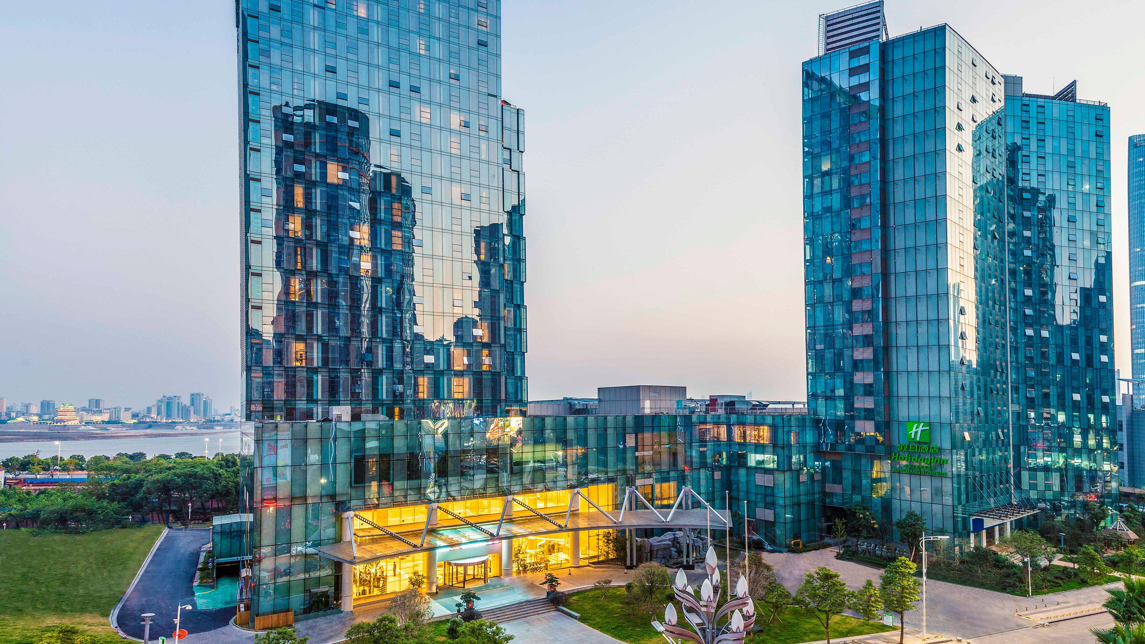 Holiday Inn Nanchang Riverside By Ihg Zewnętrze zdjęcie